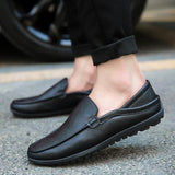 Mazefeng 2019 New Summer Man Leather Slip-On Casual Shoes Adults Fashion Lazy Loafers Men Driving Doug Shoes Breathable